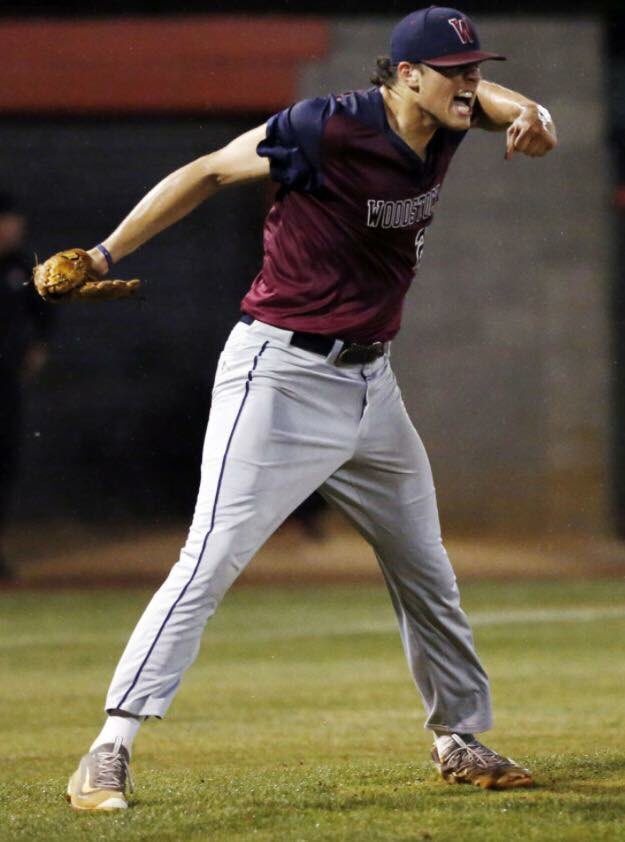 BrianneMoore14's tweet photo. Pay attention to this guy on the left. You WILL see him again one day, likely on ESPN ⚾️  So proud!!  #makinghistory #GTbound #Bravesnext😉 https://t.co/xPGH2asT22