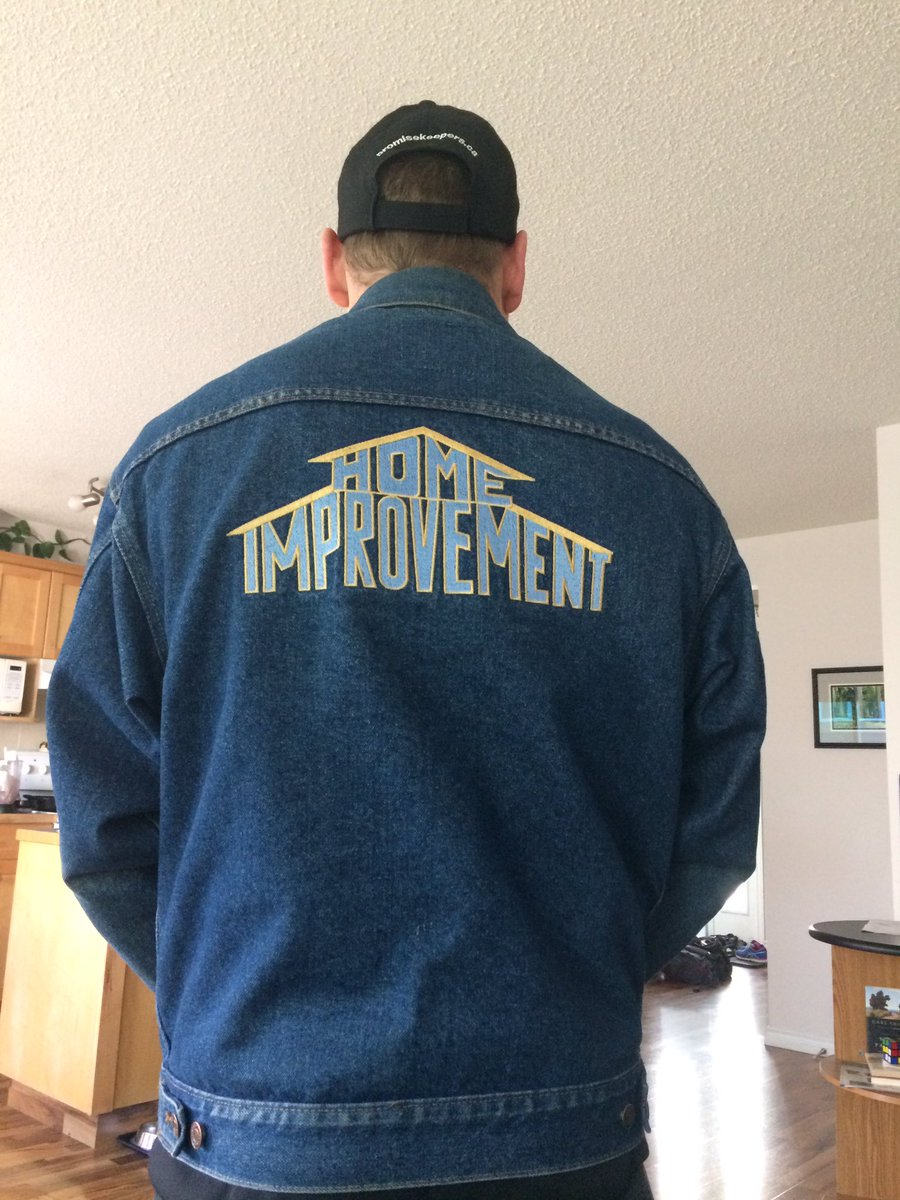 AitkenTeach's tweet photo. Favourite jean jacket @CBCEyeopener #jeanjacket https://t.co/bgX3omno4v