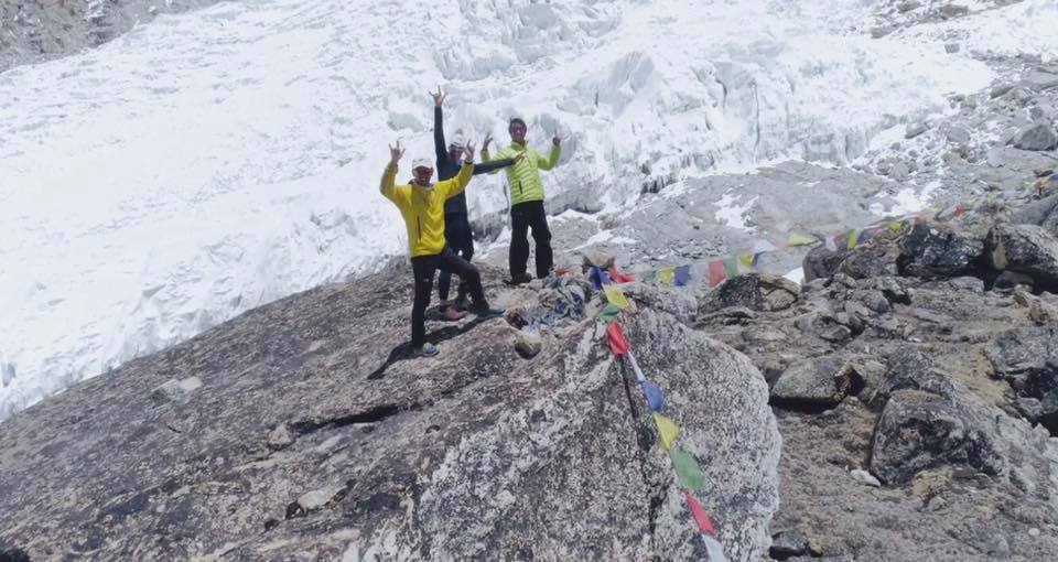 ArjunV_everest's tweet photo. #ExpeditionUpdate #KangchenjungaDiaries #Mountaineer #Alpinist #Adventures
https://t.co/LfgnC4rjGo https://t.co/GKTUYARIam