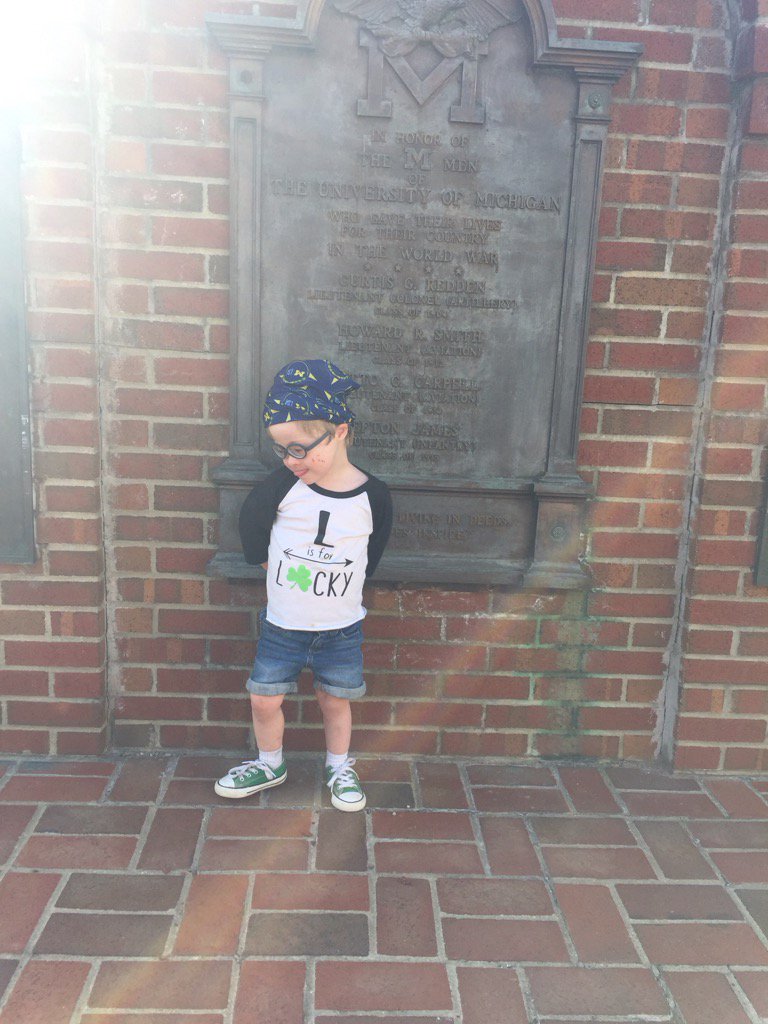 FosterTwinkle's tweet photo. #MFreeRadicals
#lsa200
#week2bsh
#ourlittlehelper
#KidsWearUMbuff2
#FerryField https://t.co/wDOdL25P2w