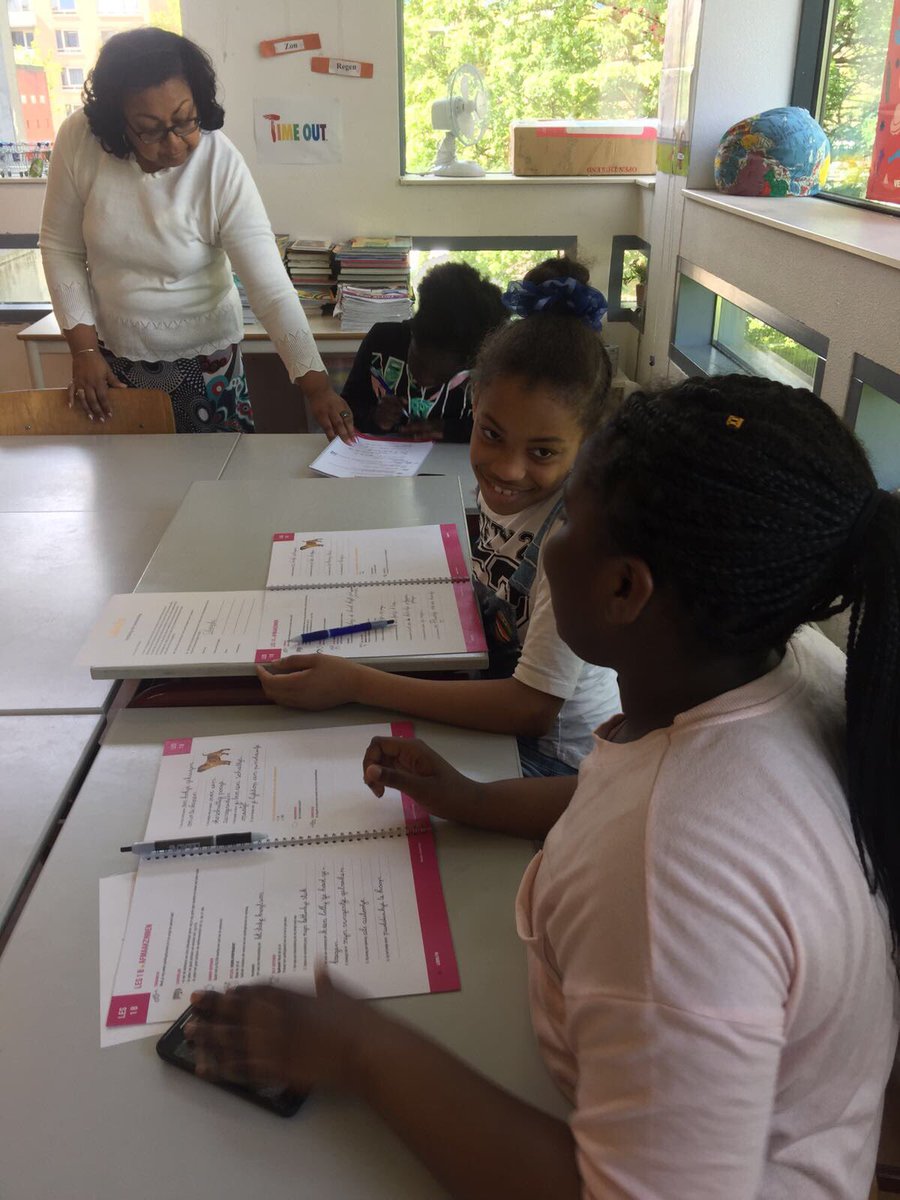 Leerlab's tweet image. Op Crescendo staan de leerlingen vandaag 'oog in oog' met spreekwoorden en gezegden. #Leerlabtaal #leerlab