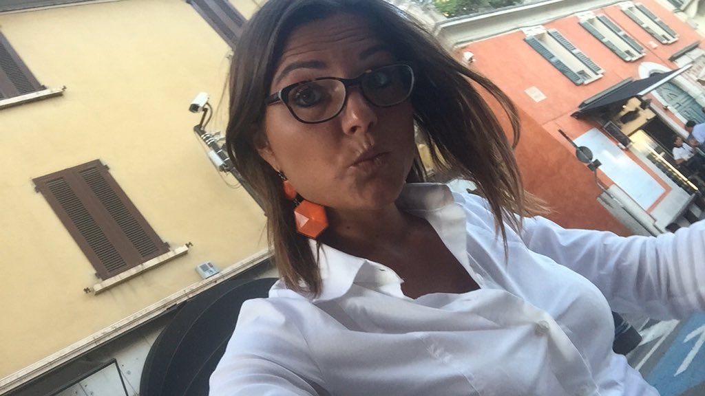 Angicher's tweet image. Mai vivere di rimpianti...