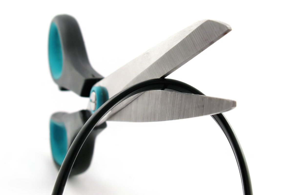 The top seven pay-TV operators lost 487,000 video customers in the first quarter of 2017 #cordcutting - @FierceCable ow.ly/NvN730bQjOj