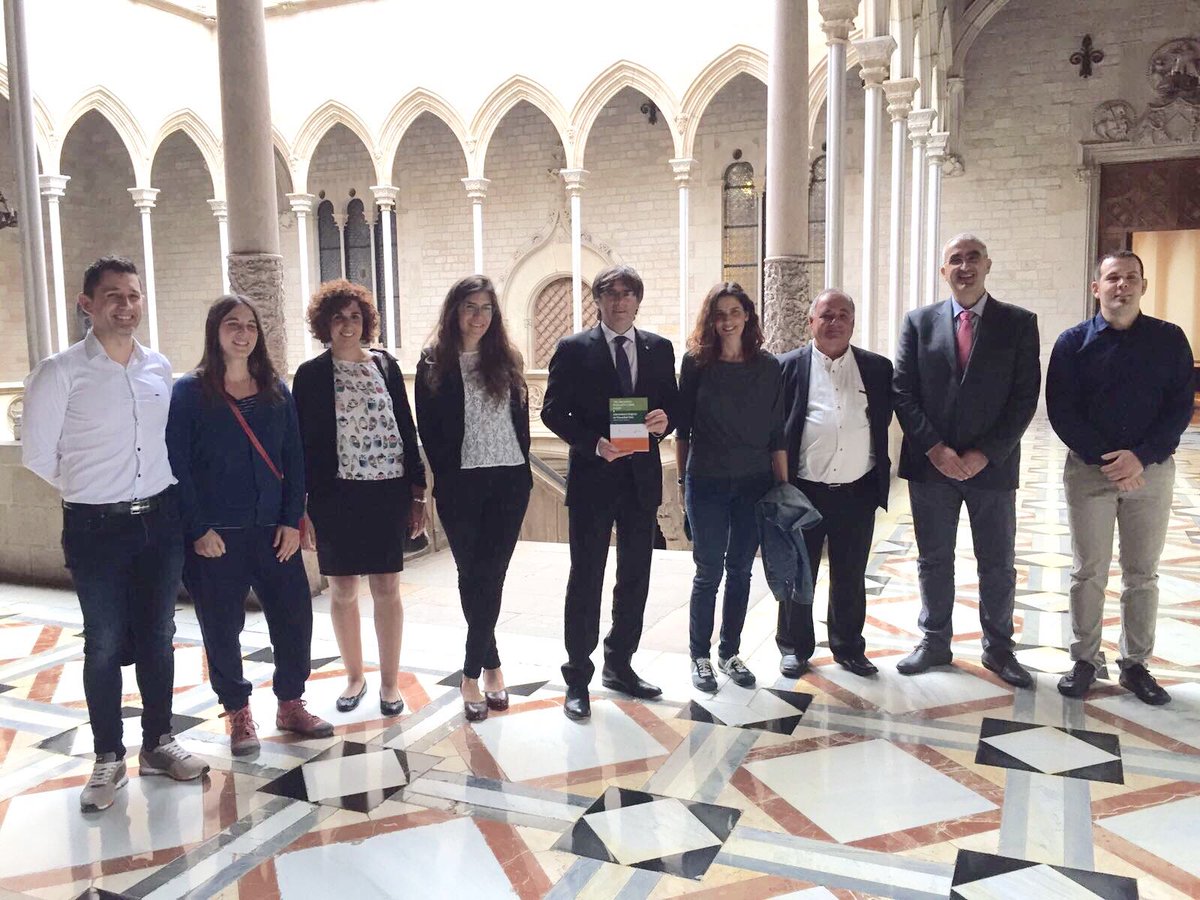 PauCostaF's tweet photo. Honored to share with @KRLS the outcomes of Int'l Safety Summit & #iCOPFires on behalf of the #wildfire community @IAWF https://t.co/ZSZerWXNeO