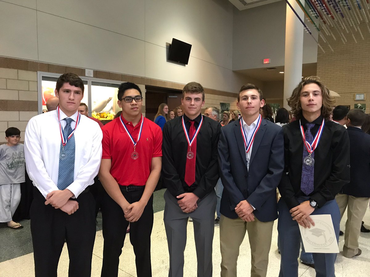 TuckerClayy's tweet photo. Dang, gonna miss all these people next year 💔 https://t.co/N7Rk4JRat1