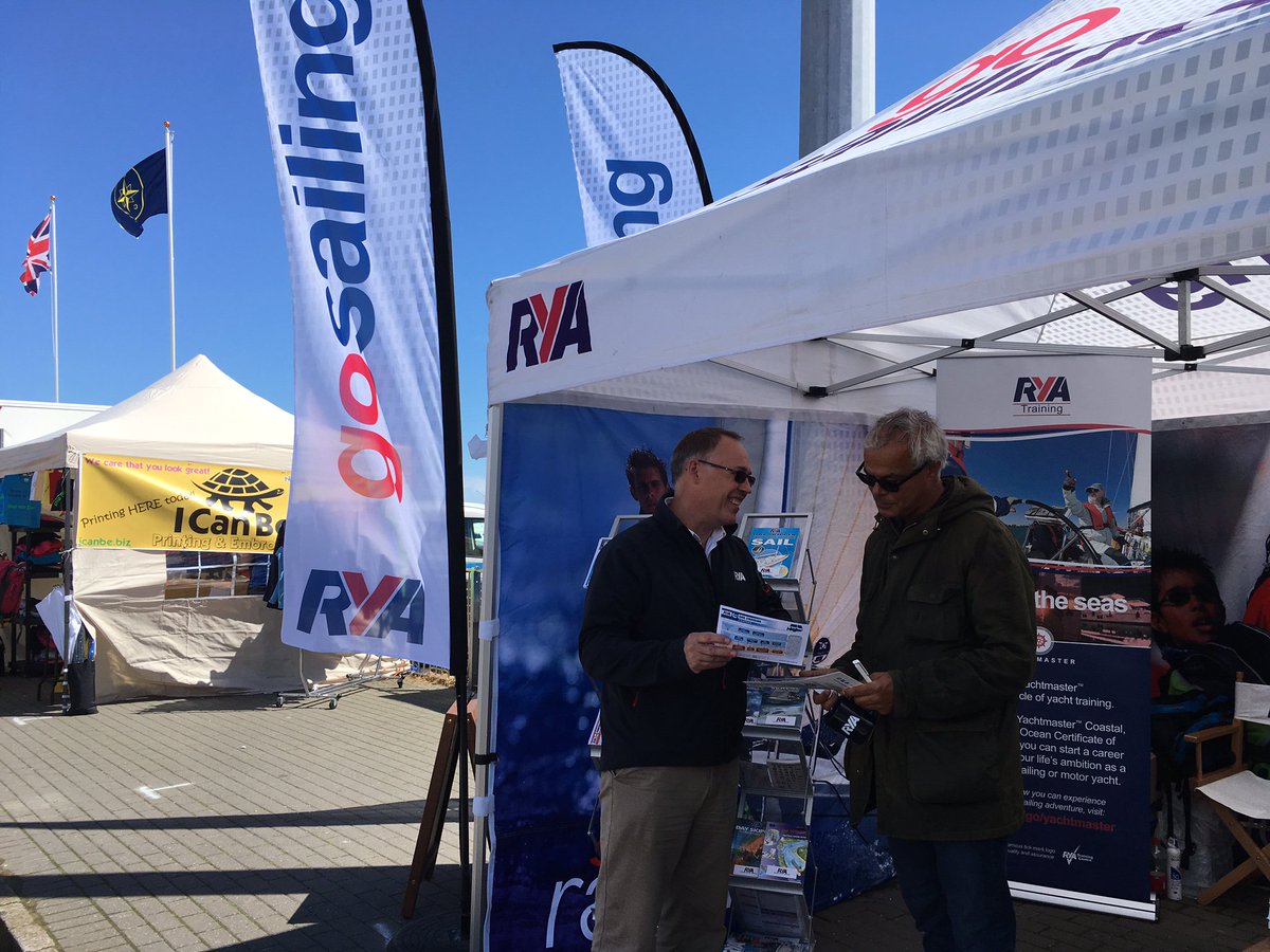 RYA's tweet image. Come join us at #PooleHarbourBoatShow ... visit the RYA stand &amp;amp; enjoy free live music &amp;amp; spectacular fireworks. See you there! #GetAfloat