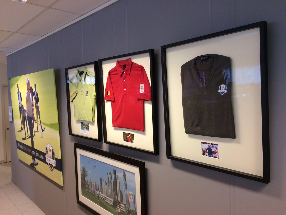 golfvlaanderen's tweet photo. Nieuwste aanwinst in ons VVG kantoor ! Thx @Thomas_Pieters voor super Ryder Cup souvenir. #RC2012 #Rio #RC2016 https://t.co/I773HXKgWv