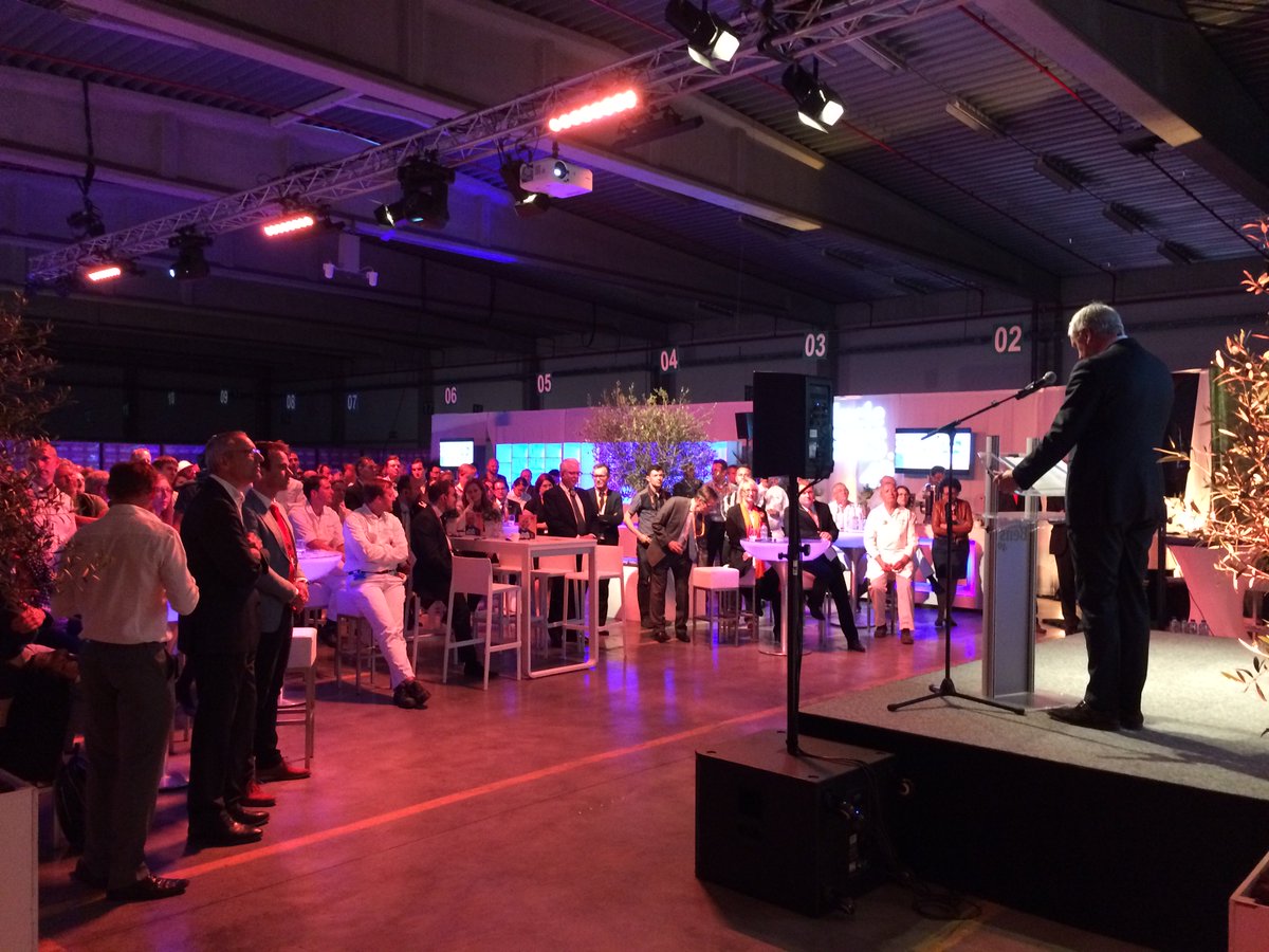 peeters_kris1's tweet photo. Uncle Ben’s fabriek in Olen bestaat 40 jaar. Al evenveel jaar toonaangevend wereldwijd innovatiecentrum! https://t.co/OBjAolyrdu
