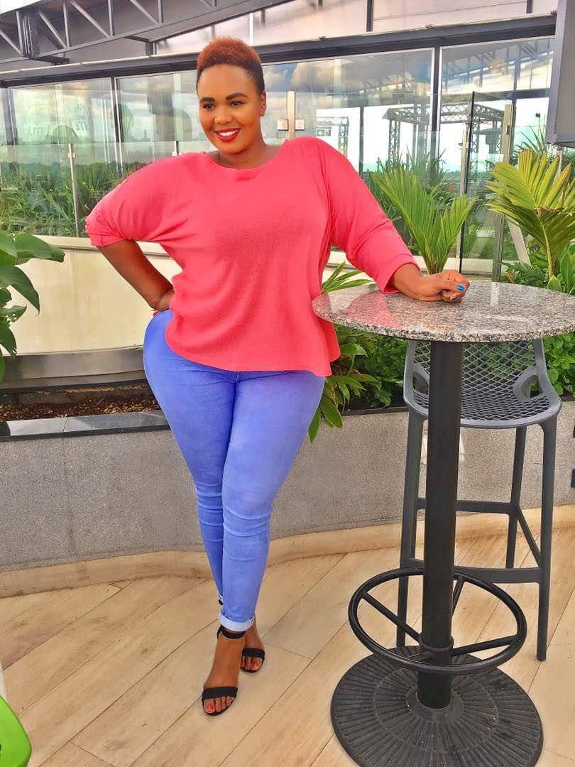 Fashion says 'Me too' and style says 'Just Me'. Smile and enjoy the weekend #TeamNeomi. #Style #Fashion #Weekend #FBF Fashion says 'Me too' and style says 'Just Me'. Smile and enjoy the weekend #TeamNeomi. #Style #Fashion #Weekend #FBF
