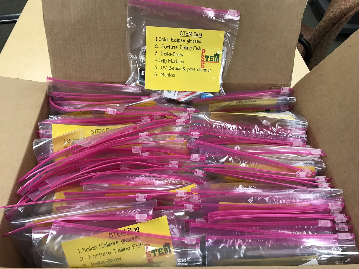 mrwarescience's tweet photo. I can't wait to give out these STEMtastic prize bags to the first 100 families who come to #PSESTEMNight @ParksideProud @collierschools https://t.co/o8pdl8ZMnl