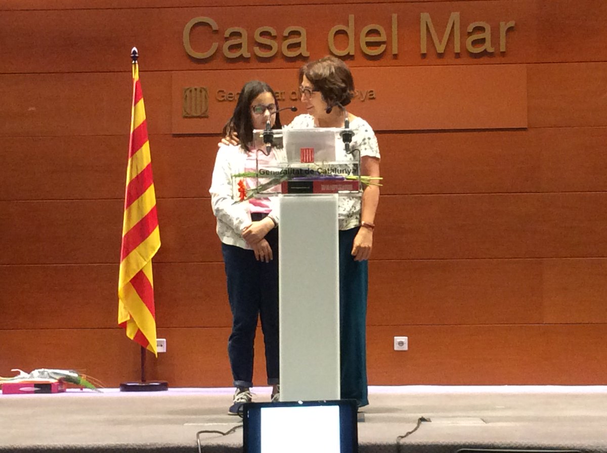 turbula's tweet photo. (1/2) L'Anna (6è) i l'Àlvaro (4tESO) arriben a la final de Barcelona Comarques en els IV Jocs Florals de Catalunya.
https://t.co/J0r2IIXvtP https://t.co/cey25Cc0YA