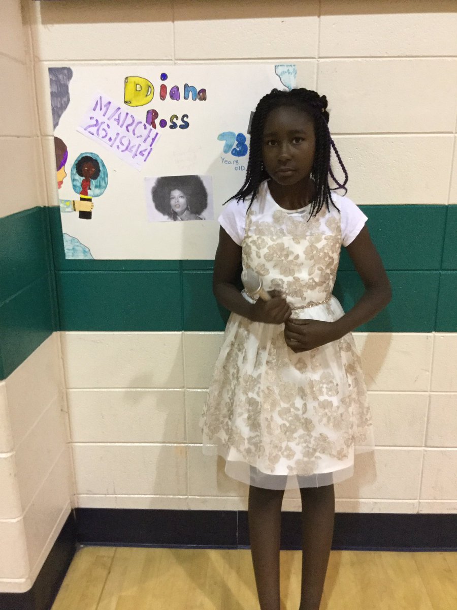 SkennedyTCE's tweet photo. 5th grade TCE Wax Museum. https://t.co/gbnHfbWrzM