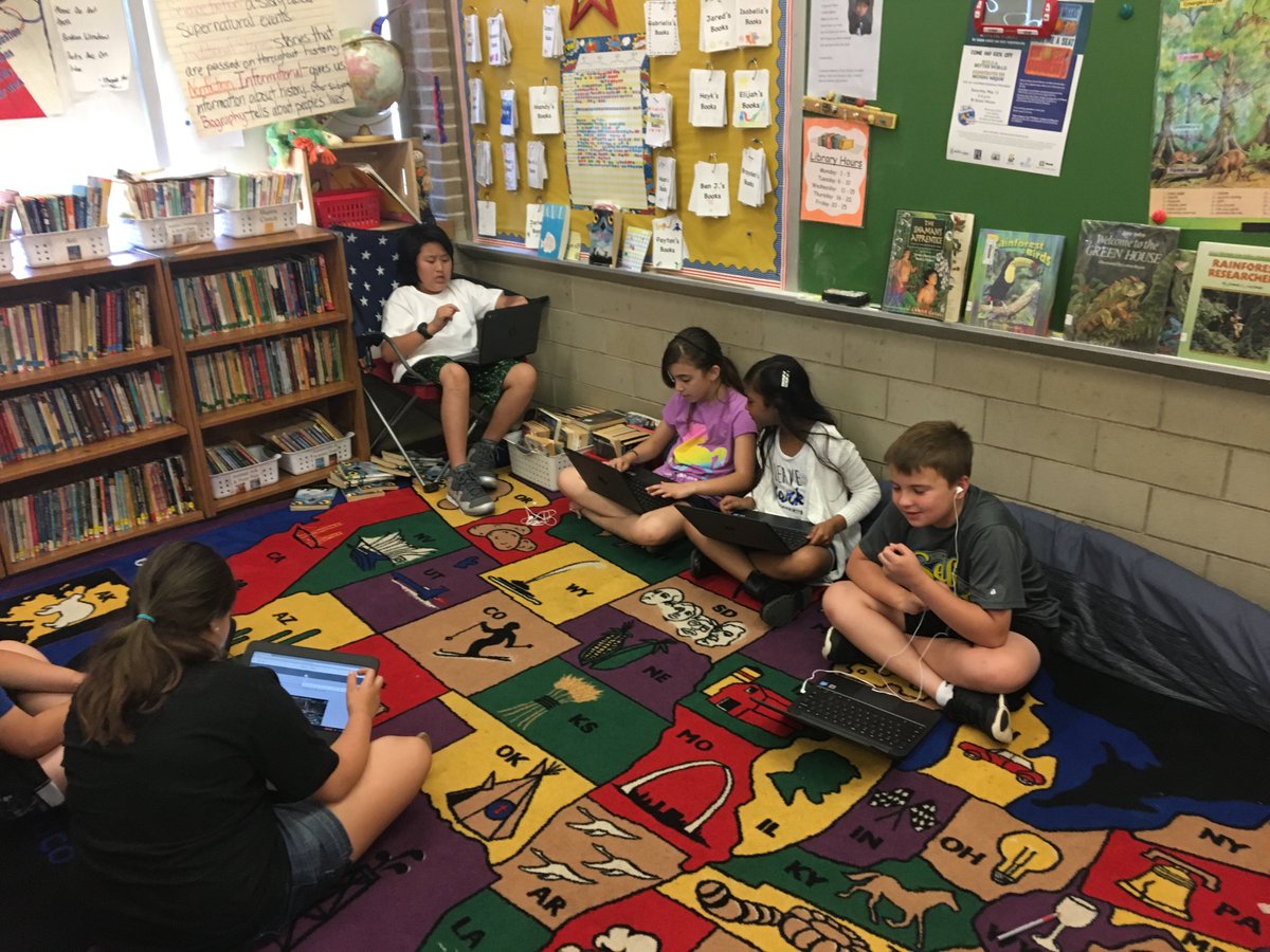 mkaysigler's tweet photo. Using creation tools to demonstrate mastery and work collaboratively. #myCreate @AdobeSpark @TNap12 @CranstonSchools @HighlanderInst https://t.co/yLDgnLL2Kb