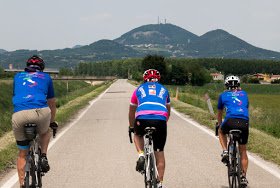 Peak Tours Cycling and Walking Holidays tweet media