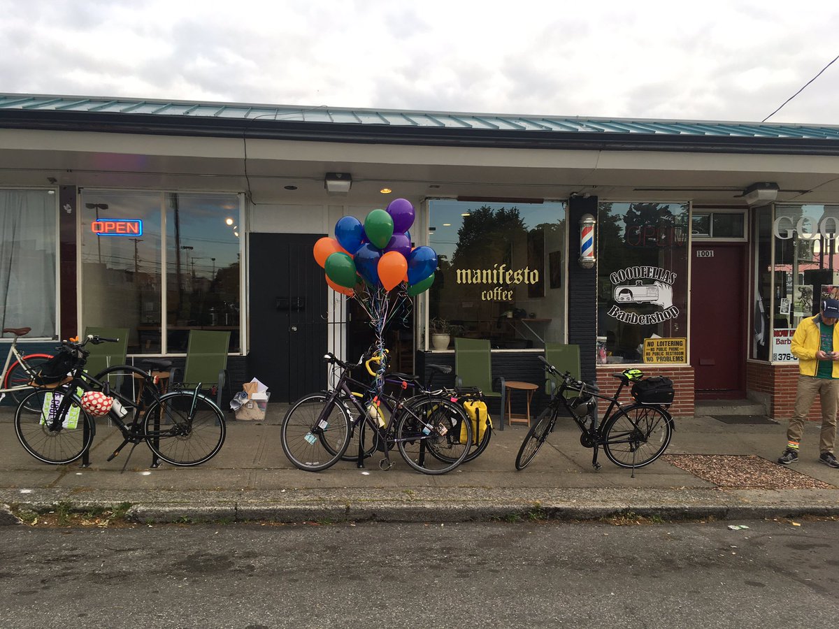 DowntownOntheGo's tweet photo. Happy Bike to Work Day #bike253 https://t.co/HGEb44EDmc