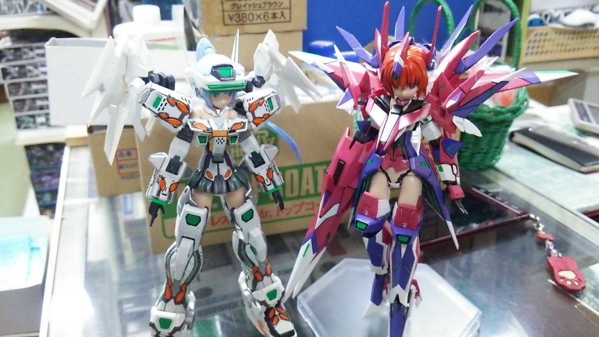 K ルナスルr Pa Twitter バーチャロン フレームアームズ ガール 久しぶりに デルタに 会いに行きました とある模型に 遊びに行っているので 始めてのツーショット まだ かかりそう デカール ペタペタ やっぱりデルタのほうが デザイン的に 女の子ぽい Https T