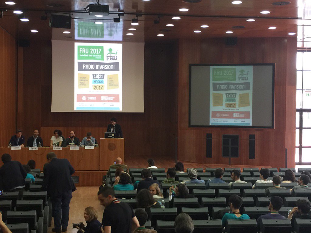Voxteca's tweet photo. #videoPills #aiutidigitali #raduni
Strumenti per la promozione universitaria #Fru2017 #univr @UNISTRAPG @Voxteca https://t.co/OiobB2OAEp
