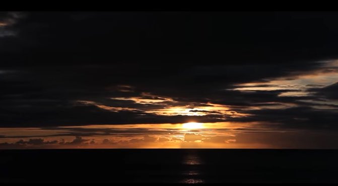 beyondhonolulu's tweet photo. That Hawaii sunset though... you can never get enough. #hawaii #sunset #islandlife #gobeyond https://t.co/OCTmzuq2sJ