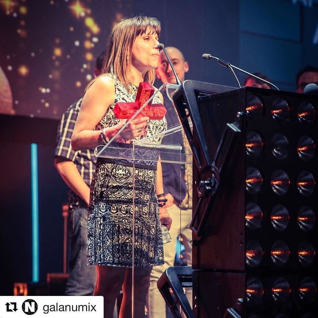 Academos_'s tweet photo. Academos grand gagnant d'un Prix Numix pour son app! À un swipe du métier de tes rêves. #numix17 ❌🙌 Merci à Mirego et à la Fondation Alcoa … https://t.co/lnZyKeWQOi