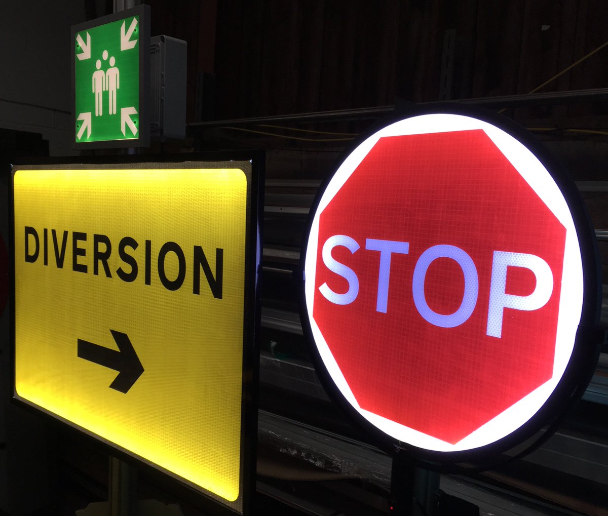 TMSSLtd1's tweet photo. STOP! It's almost the weekend! Our BrightSign range can be fitted with ambient light sensor to save turning off! https://t.co/WiNRQN4lBS https://t.co/cGgHw2WJZF
