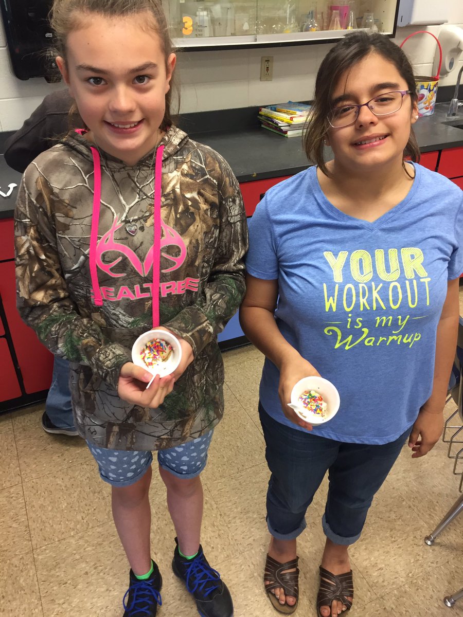 6thScienceCMS's tweet photo. Having fun with our last science lab of the year, Ice Cream Lab!! 🍦Creating  a chemical and physical change and then we eat;) @CMSCardinals https://t.co/ls3UpyAQ9g