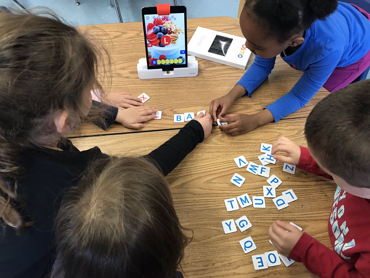 farahvirji's tweet image. Learning on our @PlayOsmo! Ss are excited!! #learningwithtech @tdsb_selwyn @tdsb