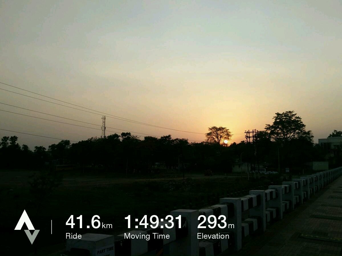 kp1200's tweet photo. If I ignore the 7 Kms of city, rode remaining at an average speed of 29 Kms/hr on a mountain bike #PatsMyBack #Cycling https://t.co/5t1Q22S58I