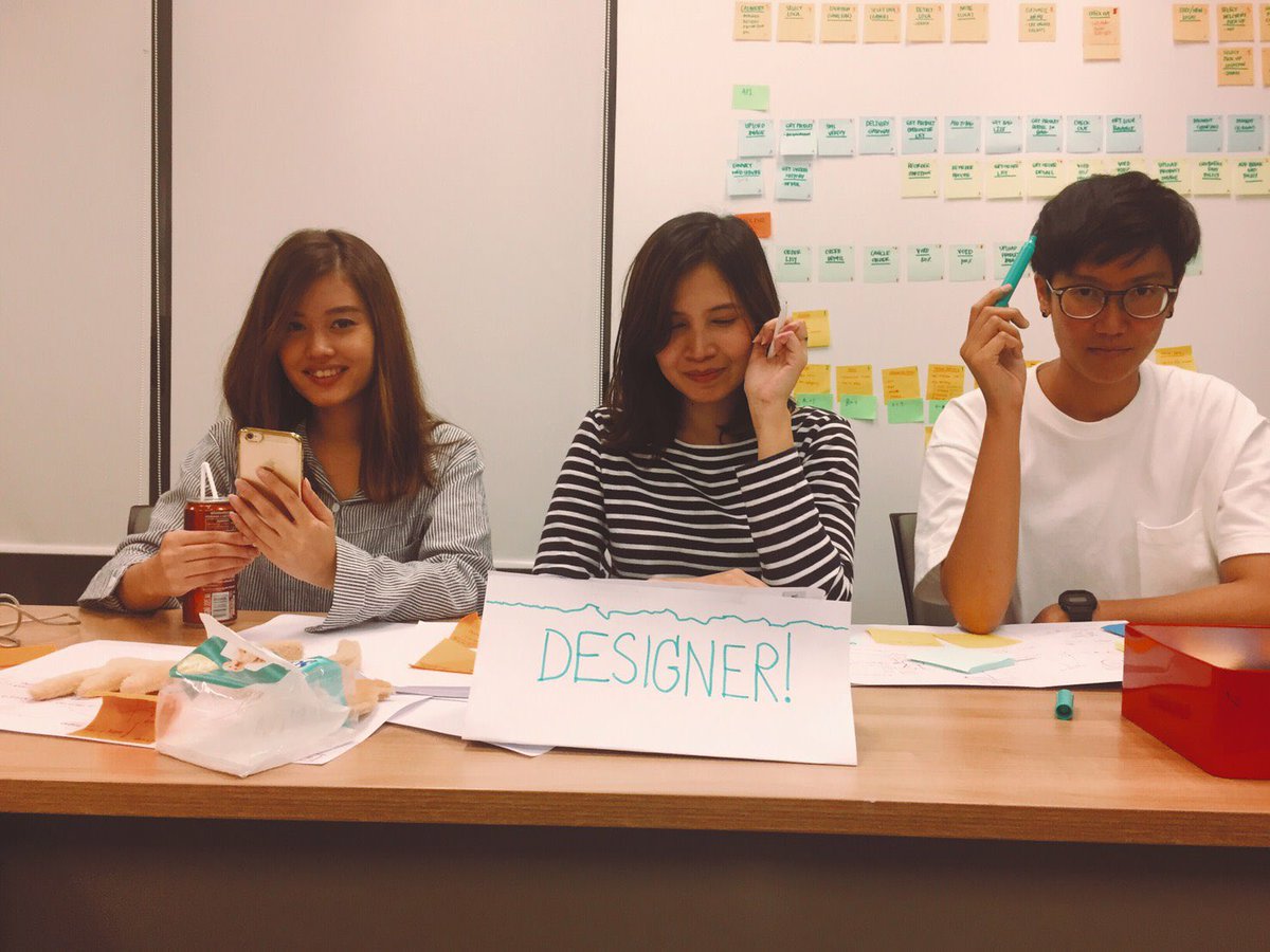 zorn_n's tweet photo. Connect design, business and tech knowledge and redefine problems together as a team #designthinking #servicedesign #livingservice https://t.co/55qWqrry2g