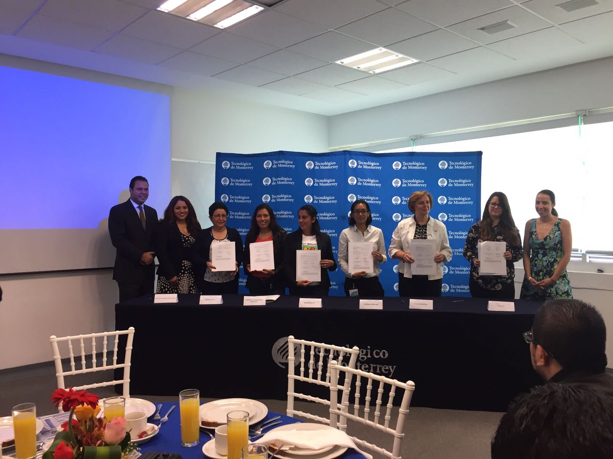 downtownac's tweet photo. Renovando convenio con el ITESM como socio formadores 😀 https://t.co/qShQryM52z