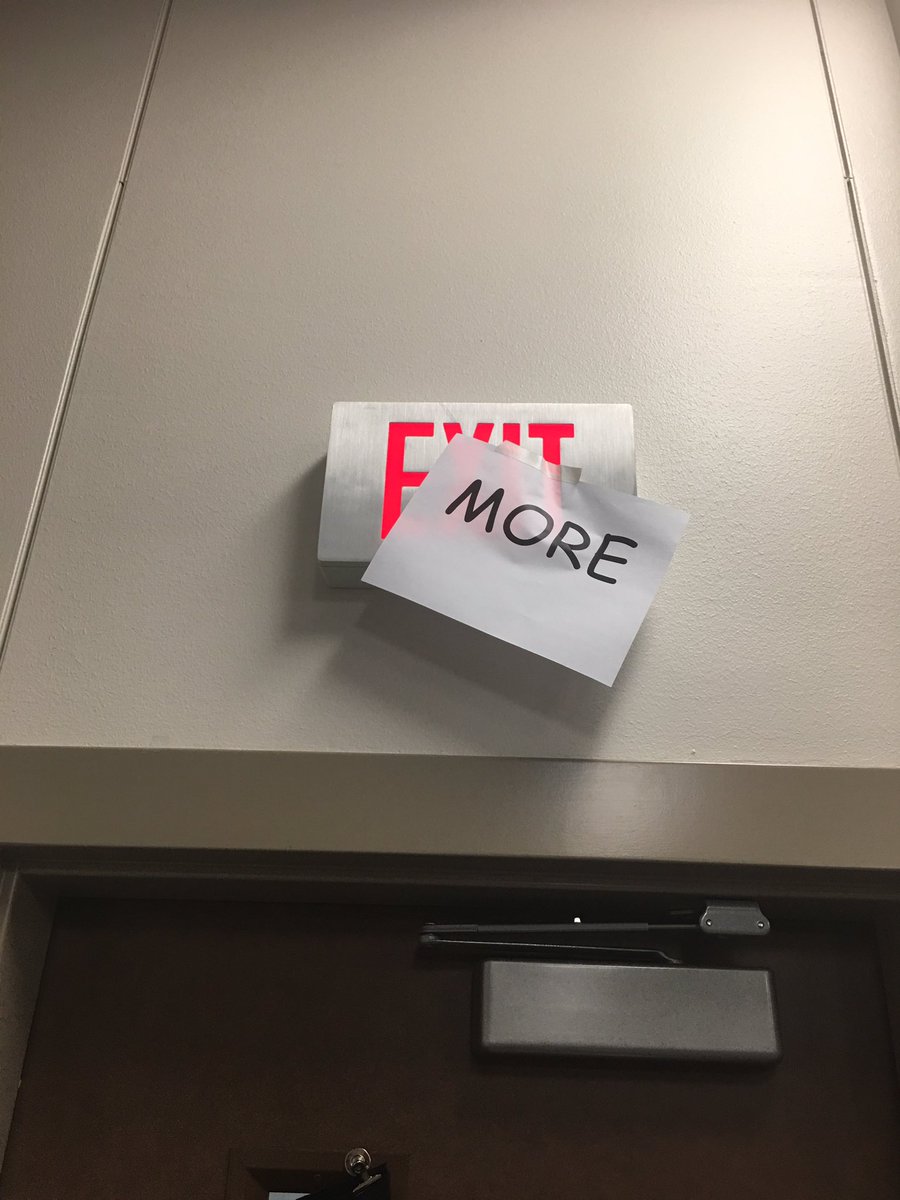 sgarciacshs's tweet photo. My seniors got jokes! #purplescience #cshstogether https://t.co/4dho3gGxOv