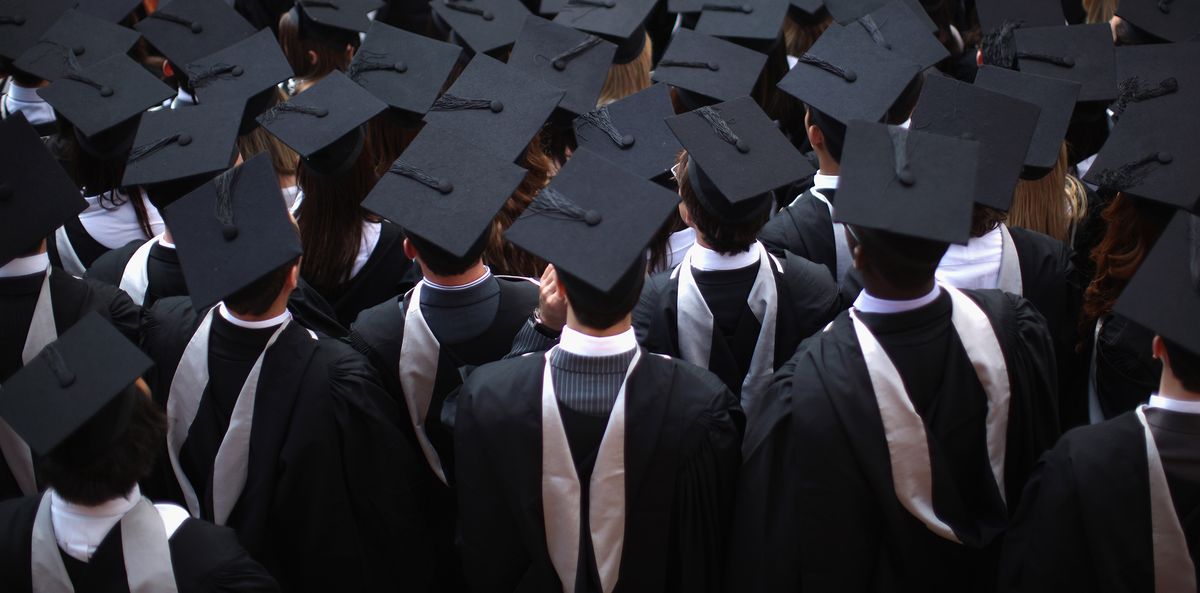 business's tweet image. Americans are paying $38 to collect $1 of student debt bloom.bg/2pT2cPS