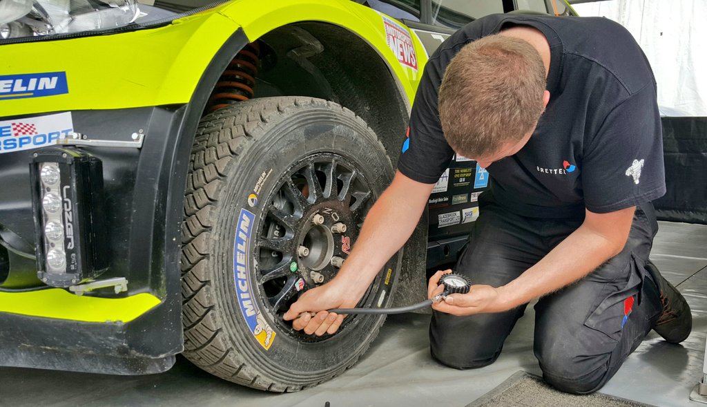 rhysyates3's tweet photo. We've had a great @ScottishRally recce this morning, the stages look immense. Running through the notes again ahead of tonights two stages 👊 https://t.co/bePKQWhjlL
