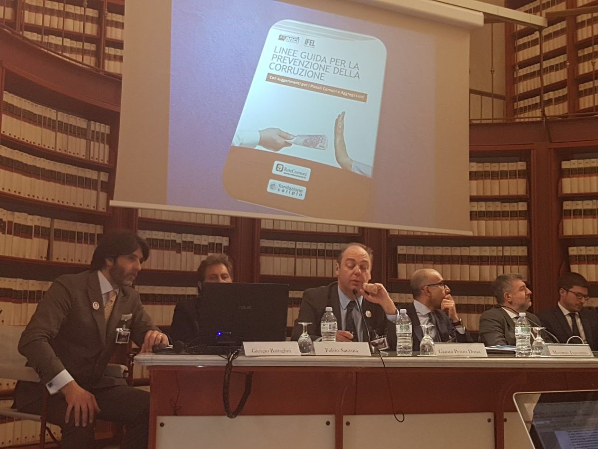 CircoloGT's tweet photo. Seconda tavola tematica in corso: si parla di universi di dati e vita digitale! #cgt2017 @Montecitorio https://t.co/9YamZ76wJR