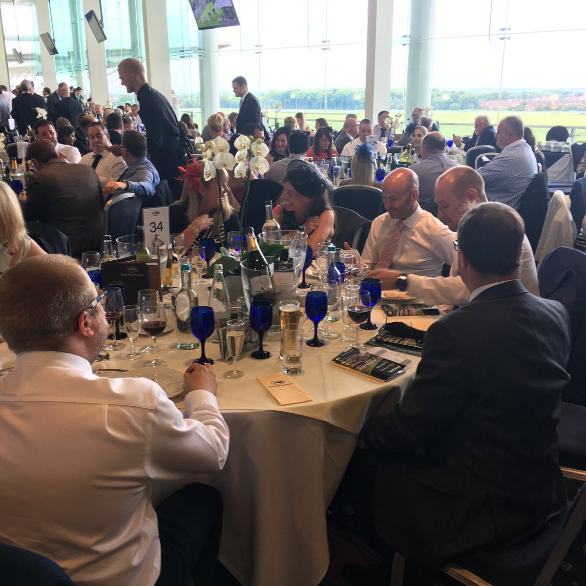 York Races -excellent hospitality with <a href="/rhodeshow1974/">ian rhodes 💙</a> <a href="/McLeodAitken/">McLeod + Aitken</a>