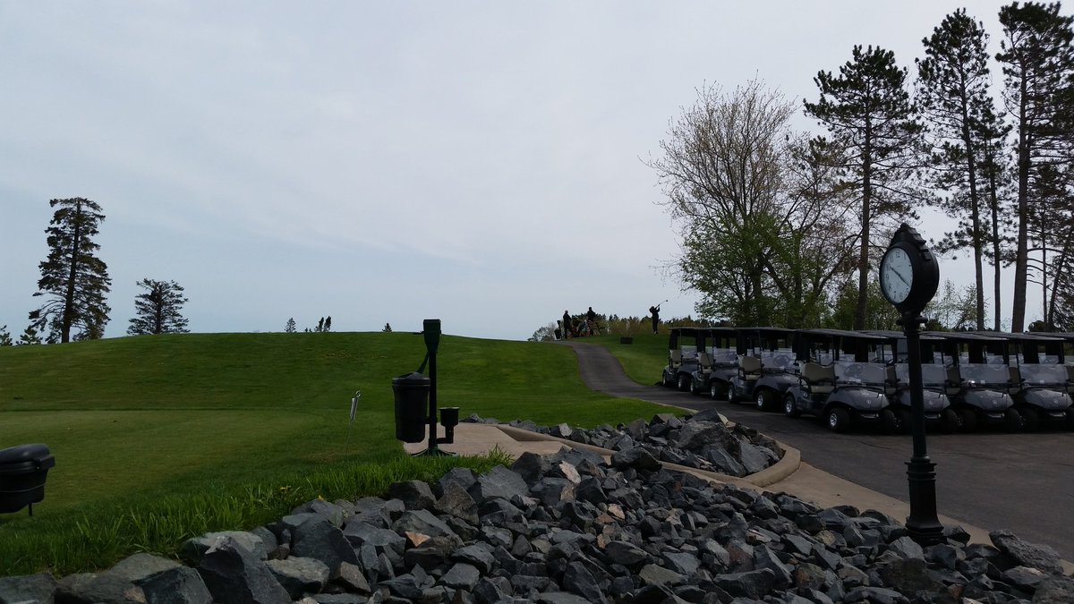 28CJohnson's tweet photo. #picaday43 girls hs meet this am, #gohounds meatloaf friday dinner feature, golf in between! https://t.co/M3cG1zVPCH