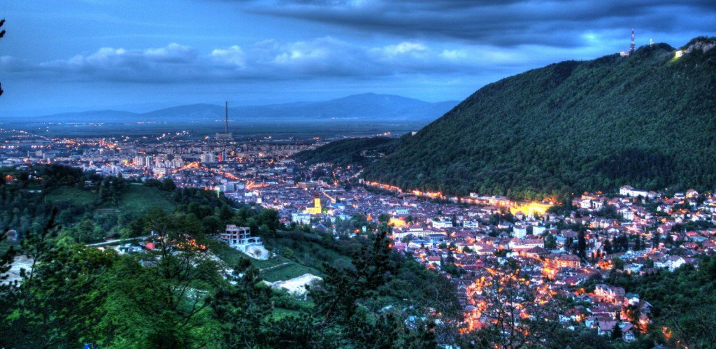 BVHoliday's tweet photo. Discover #Brasov, #Romania with Best value Holiday https://t.co/Ofcg4UPg2Z 
https://t.co/i4mKqNcu07 https://t.co/N4pDxc5AQ2
