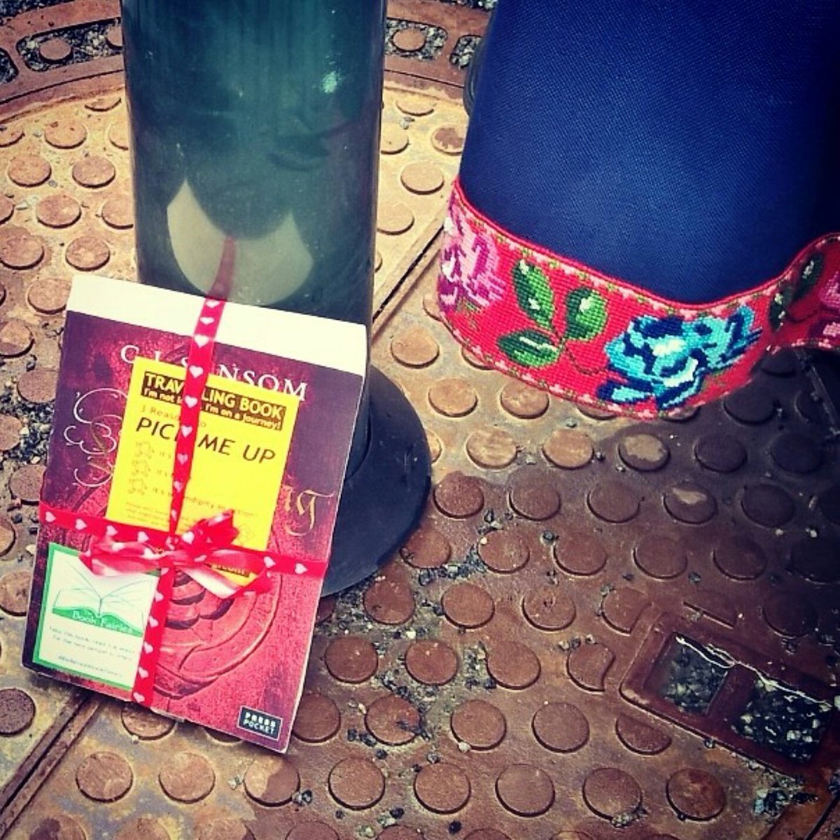the_bookfairies's tweet photo. Our friends over at @BookCrossing in Oslo have helped us by hiding a copy of Heartlands by C. J. Sansom 

@BCOslo2017 #ibelieveinbookfairies https://t.co/l8fsTL6uc1
