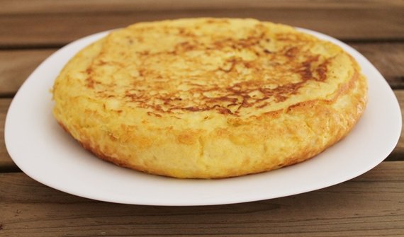 biscayenne's tweet photo. Con tanto macarrón se nos ha pasado el 200 aniversario de la tortilla de patatas! Mencionada por primera vez como tal el 14 de mayo de 1817 https://t.co/xbhY8BDHno
