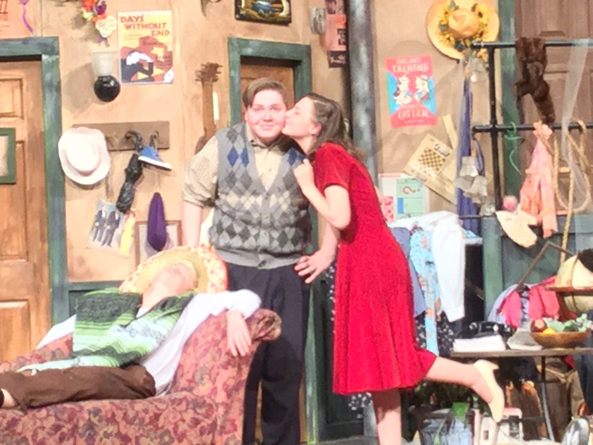 DBQSeniorDrama's tweet photo. Figure out WHODUNNIT tonight at Closer Than They Appear:To Death! Show at 7pm. Tickets are just $5. Support these talented writers/directors https://t.co/4JqWIwHOPc