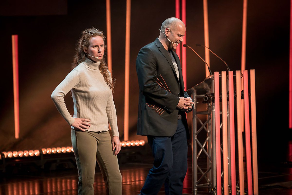 Concertium's tweet photo. Grosse soirée hier au gala #Numix17 avec @silvitourigny et Daniel Grenier à l'animation!
@prixnumix https://t.co/8TAbBFJbum