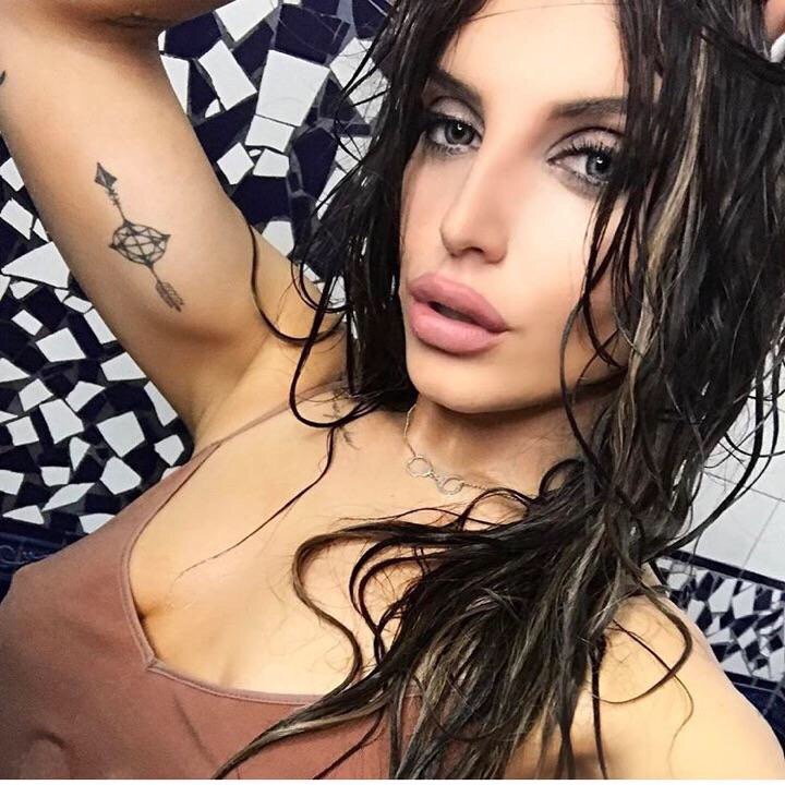 liaoadi5's tweet photo. Q&amp;A ASK ME ANYTHING? #CoinDrop#Liveme HanaGiraldo👑: https://t.co/ysvLX24pSZ https://t.co/qdKZJ2qXpL