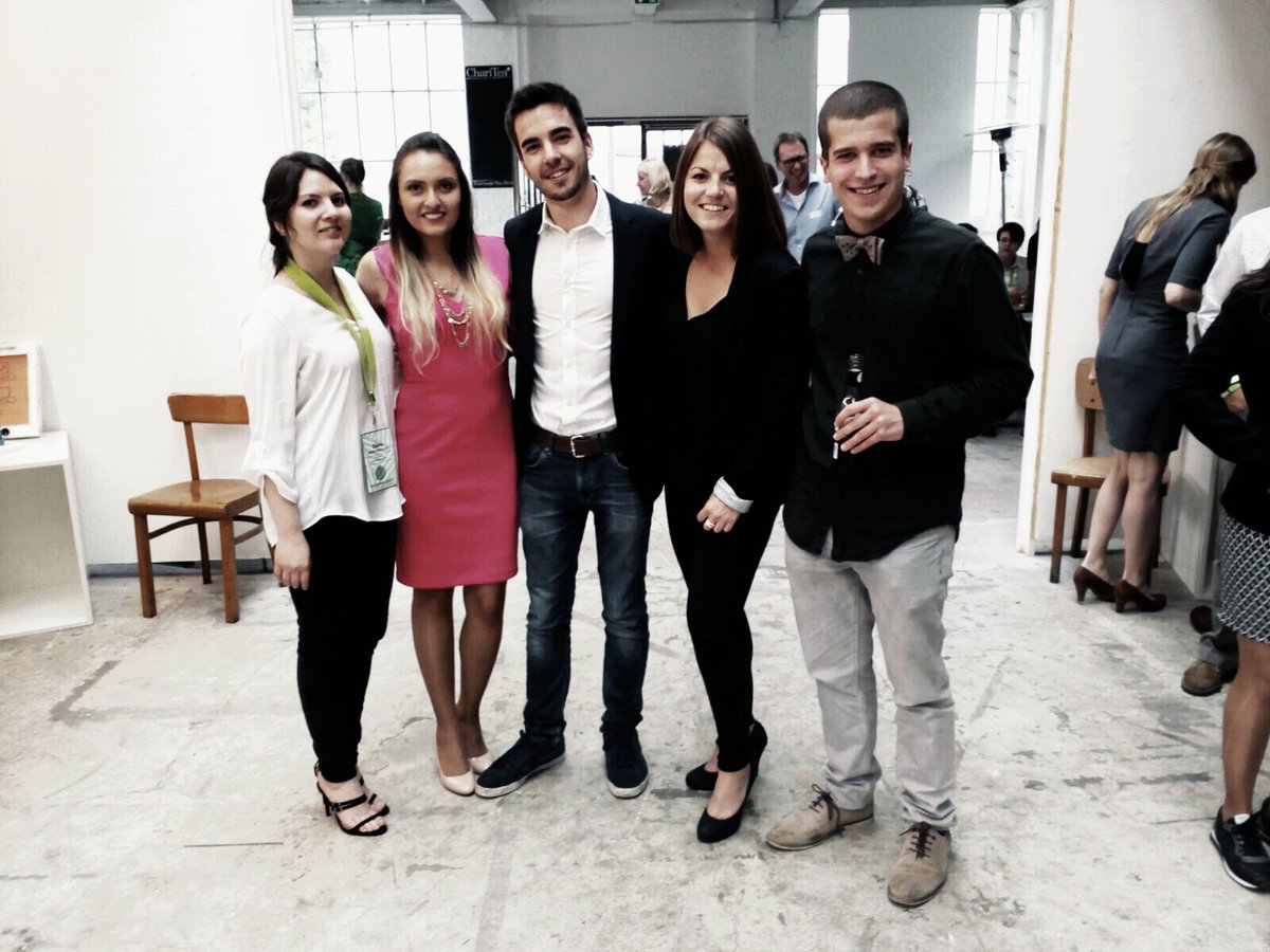 bvilalaia's tweet photo. Speed dating with local enterprenours. Everybody is ready to share their pitch #Entrepreneurship #intentsem #networking @TecnoCampus https://t.co/22oLM9cHhx