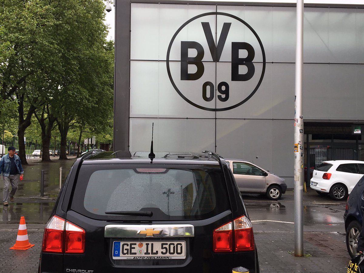 FloBVB666's tweet photo. Sachen gibt's...🤔🙈
#BVB #Strobels #Dortmund https://t.co/VXqoZwIB1p