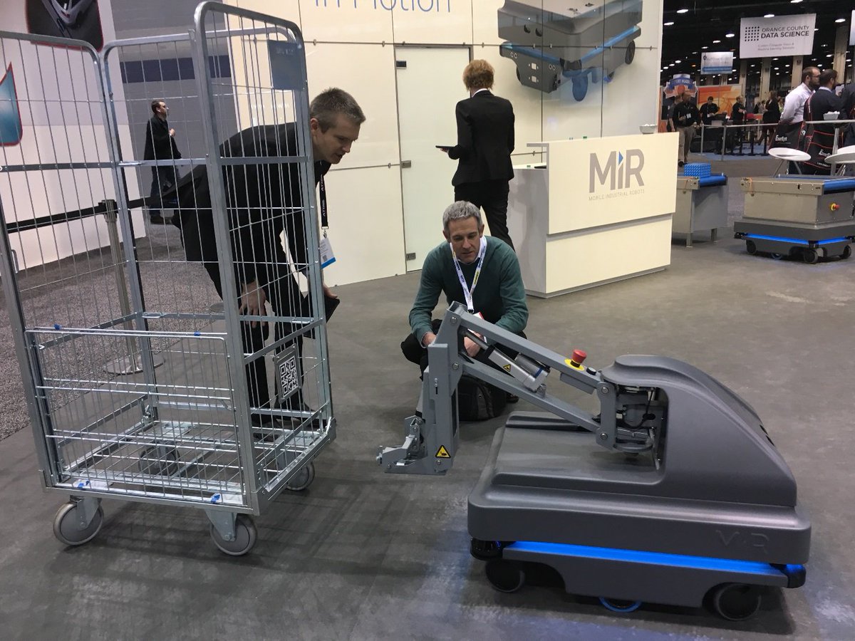 MobileIndRobots's tweet photo. @MobileIndRobots & #Cobots steal the show at the @AutomateShow & #ProMat2017, by Mike Oitzman for @RoboticBusiness. https://t.co/IHv6eLx2eO https://t.co/Q2fbVlsBYM
