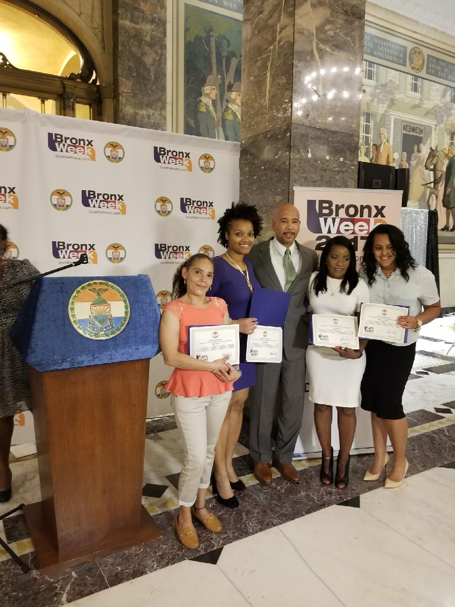 FDAVMS's tweet image. Parent Leaders Appreciation Dinner with @rubendiazjr @Bronxweek2017 @D12publicschoolproud. Congrats Ms. Maldonado, FDAV PA President