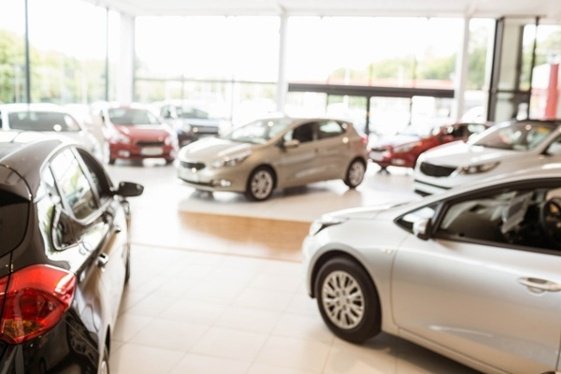 FIRSTFCU's tweet photo. Leasing is sort of like renting. How else are leasing vs buying different? Read on: https://t.co/Wmhzn0VIDf https://t.co/gvlQTy9Bhr