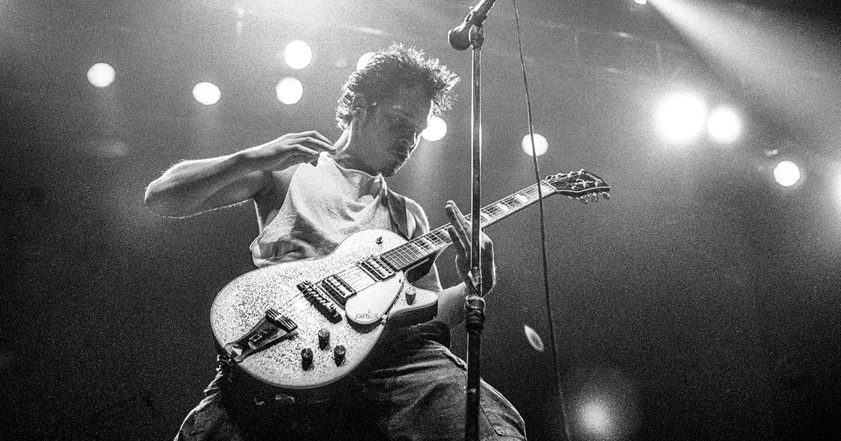 RollingStone's tweet photo. In this expanded 2014 Q&amp;A, Chris Cornell talks 'Superunknown,' depression, Kurt Cobain and more https://t.co/6wbEL0OjKE https://t.co/foQCkRfS4c