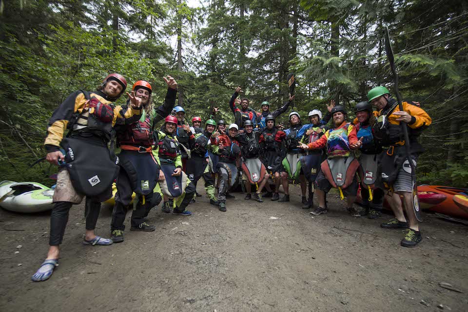 Chapplicator's tweet image. Summer goals: try #AllTheThings with friends &amp;amp; family. Up next: team whitewater kayaking! hubs.ly/H07jsFJ0