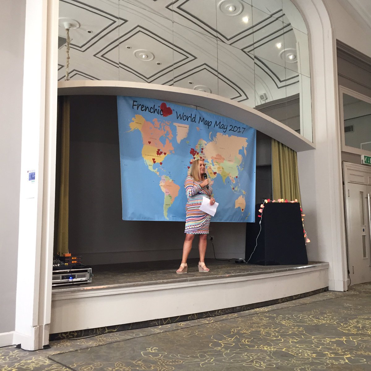 maxreestore's tweet photo. Our chalk paint queen taking the stage at the @FrenchicPaint convention - lovely to finally meet you all ❤️ https://t.co/18UlPl6nnG