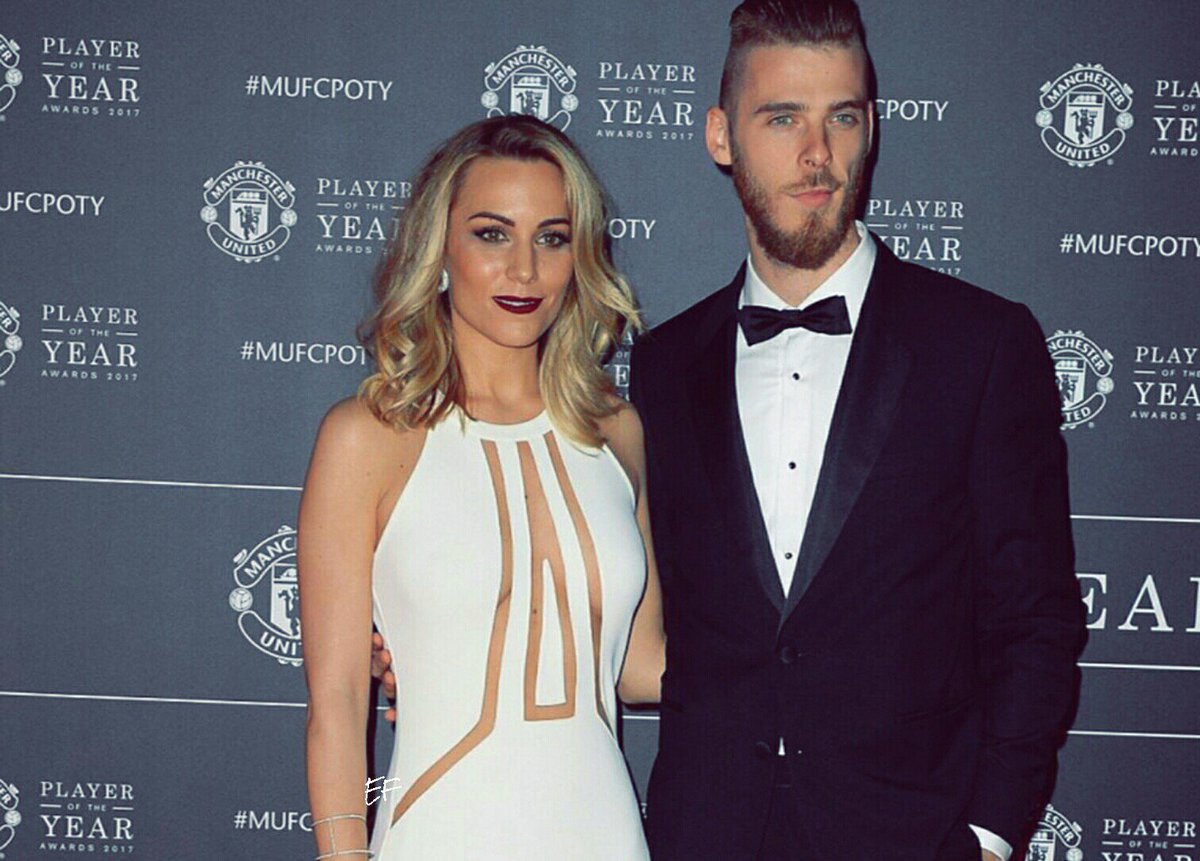 edurnefanss's tweet photo. Así de bonitos estaban @Edurnity y @D_degeaofficial en la gala #mufcpoty ❣👫 https://t.co/joLfGUqXlo